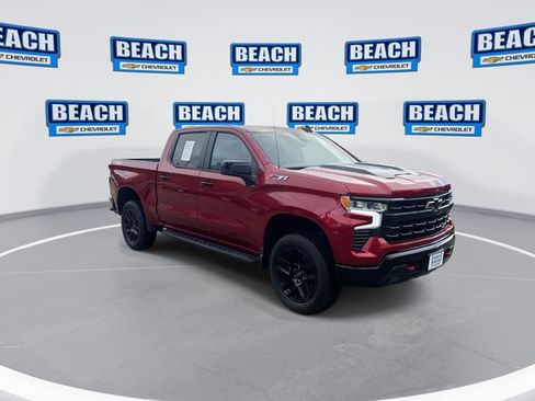 Used 2025 Chevrolet Silverado 1500 LT Trail Boss w/ Protection Package AWD/4WD image 2