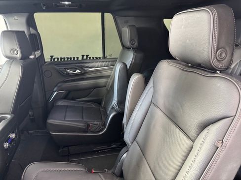Used 2022 GMC Yukon Denali AWD/4WD image 11