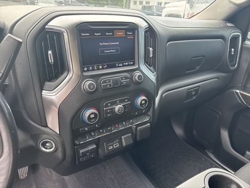 Certified 2020 Chevrolet Silverado 1500 LT w/ All-Star Edition AWD/4WD image 10