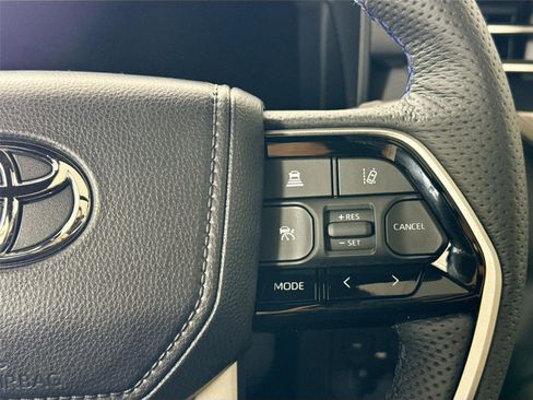 New 2026 Toyota Tundra Platinum AWD/4WD image 18