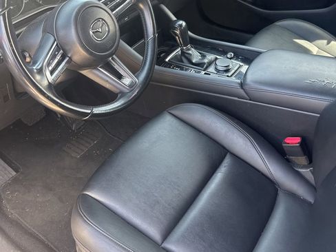 Used 2019 MAZDA MAZDA3 Hatchback w/ Preferred Package FWD image 7