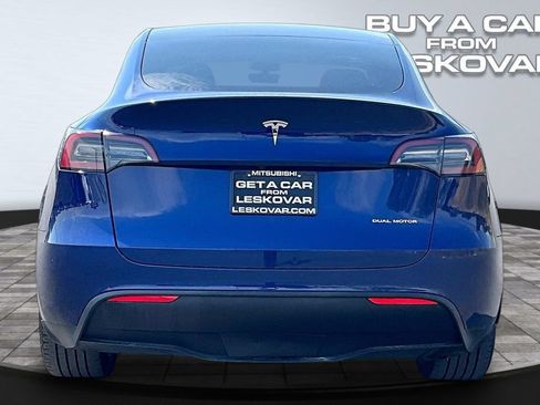 Used 2023 Tesla Model Y Long Range AWD/4WD image 4