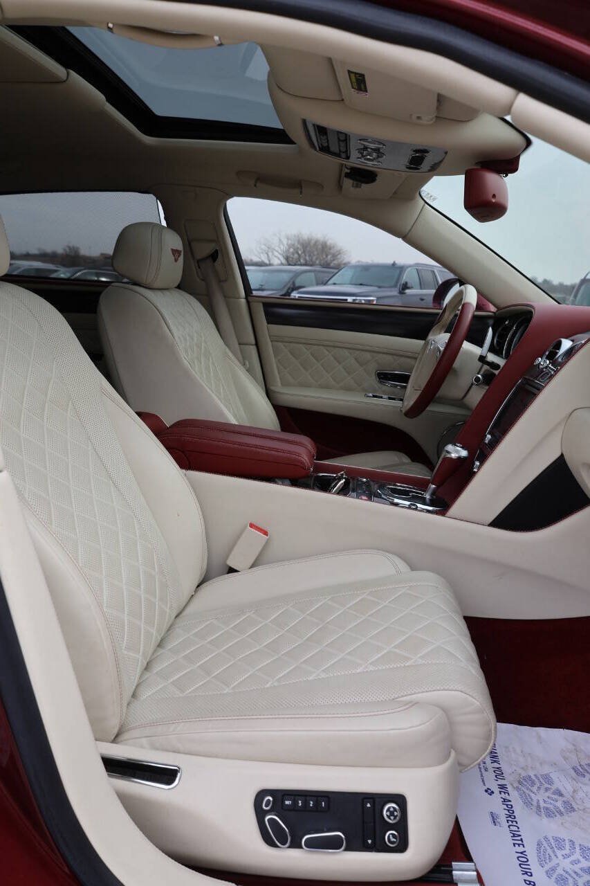 Used 2018 Bentley Flying Spur S W12 AWD/4WD image 15