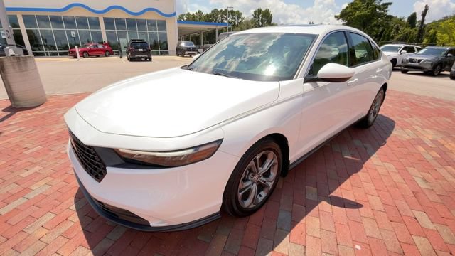 Certified 2024 Honda Accord EX image 5