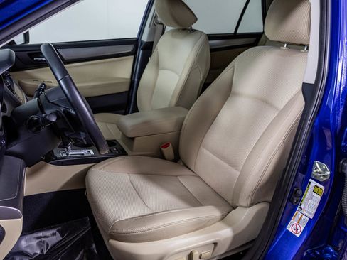 Used 2017 Subaru Outback 2.5i Premium image 26