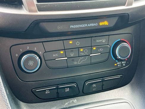 Used 2023 Ford Transit Connect XL FWD image 15