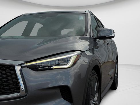 Used 2019 INFINITI QX50 Essential w/ Sensory Package FWD image 9