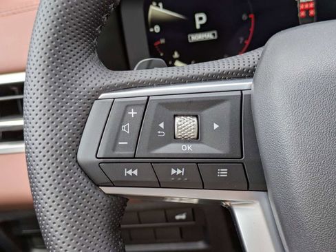 New 2026 Mitsubishi Outlander SEL image 27