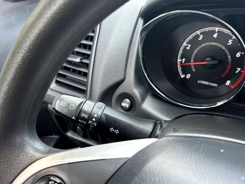 Used 2024 Mitsubishi Outlander Sport AWD image 27