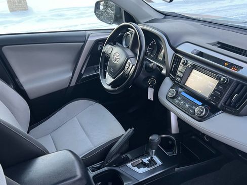 Used 2017 Toyota RAV4 XLE image 27