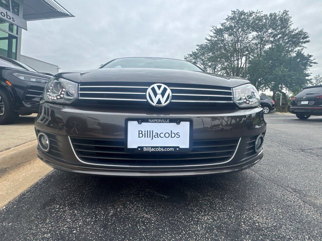 Used 2015 Volkswagen Eos Executive FWD image 11