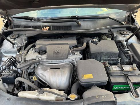 Used 2015 Toyota Camry SE FWD image 26