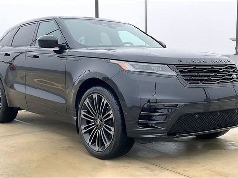New 2026 Land Rover Range Rover Velar Dynamic SE image 2