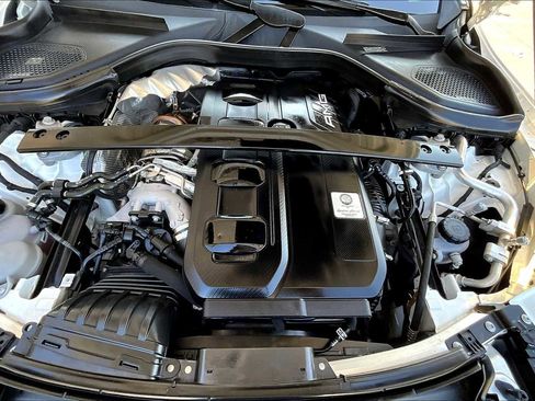 Used 2024 Mercedes-Benz GLC 43 AMG 4MATIC image 31