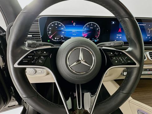Certified 2025 Mercedes-Benz GLE 350 4MATIC image 12