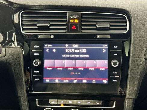 Used 2021 Volkswagen GTI SE FWD image 25