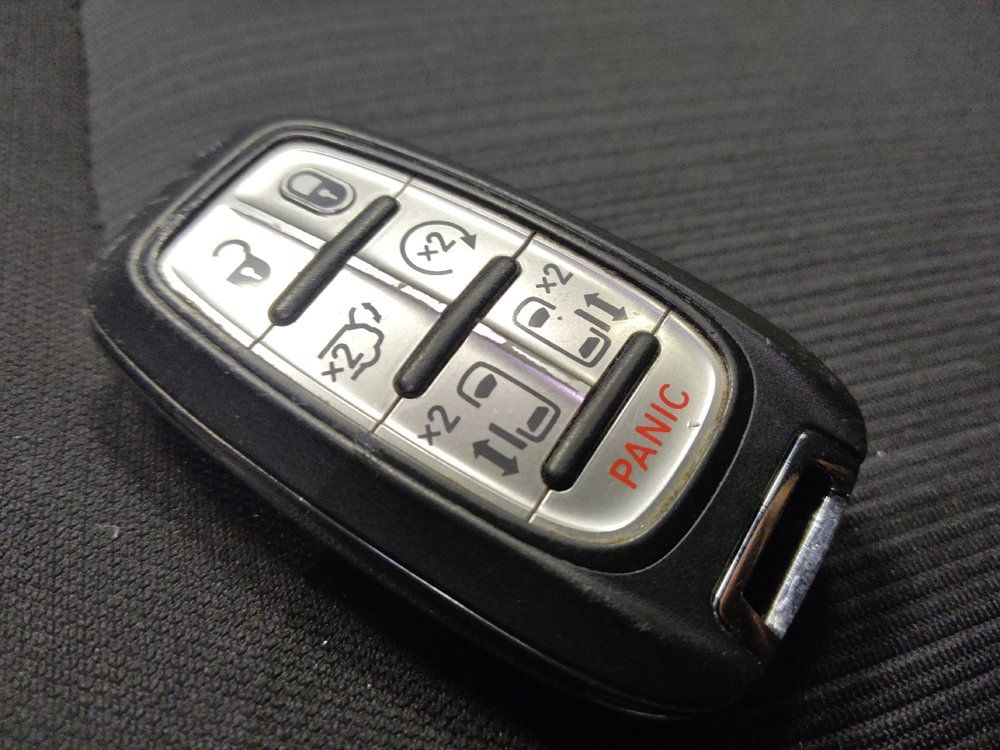 Used 2023 Chrysler Voyager LX FWD image 32
