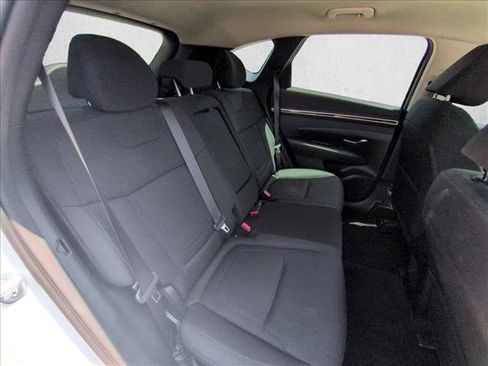 Used 2022 Hyundai Tucson SE FWD image 17