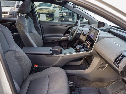 Used 2024 Toyota bZ4X XLE image 18