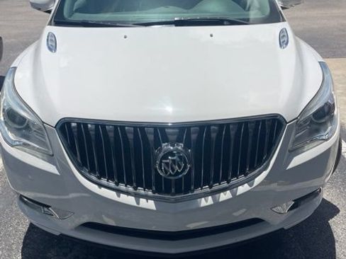 Used 2017 Buick Enclave Premium w/ Experience Buick Package FWD image 2
