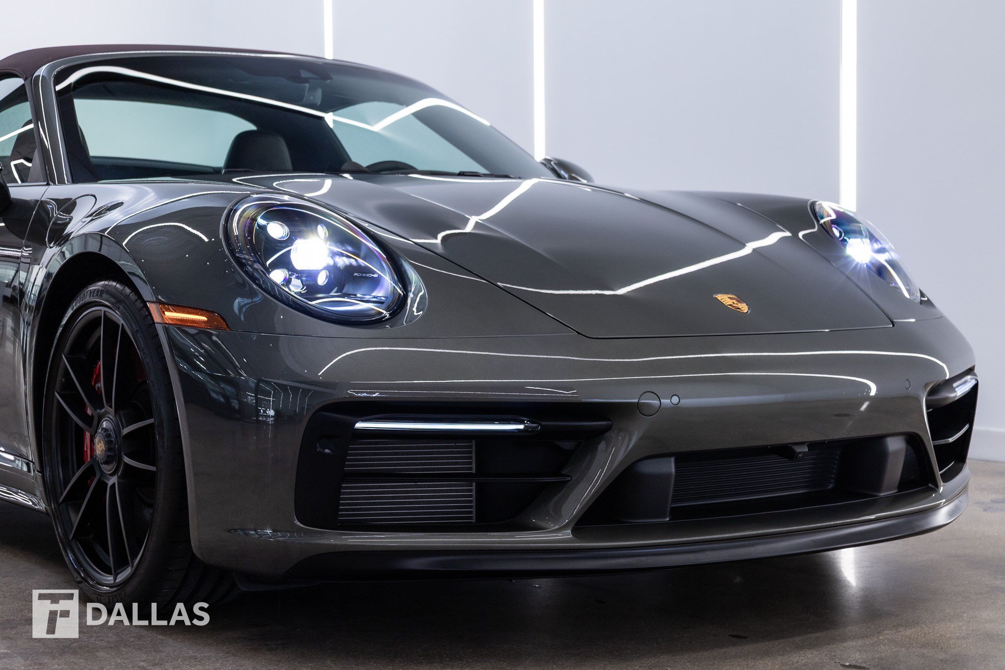 Used 2023 Porsche 911 Targa 4 GTS AWD/4WD image 17