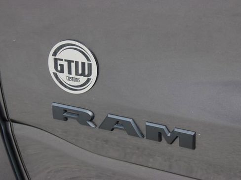 Used 2024 RAM 1500 Big Horn AWD/4WD image 17