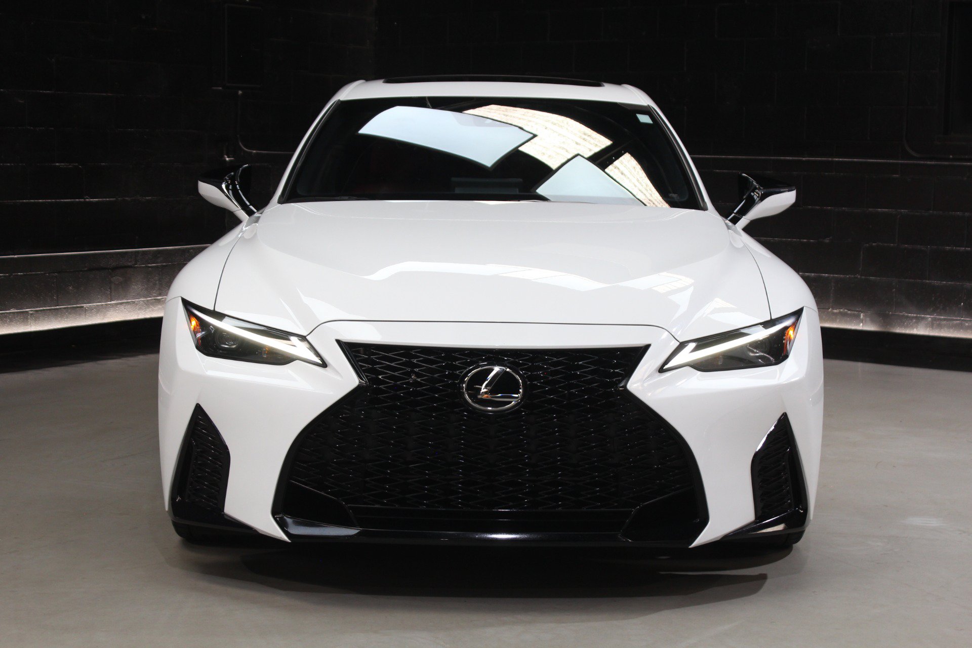 Used 2024 Lexus IS 350 F Sport RWD image 8