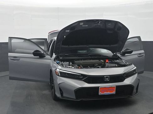 Used 2025 Honda Civic Sport image 36