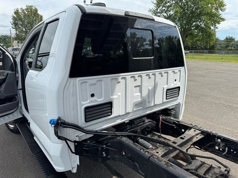 Used 2026 Ford F550 4x4 SuperCab Super Duty w/ XL Chrome Package image 12