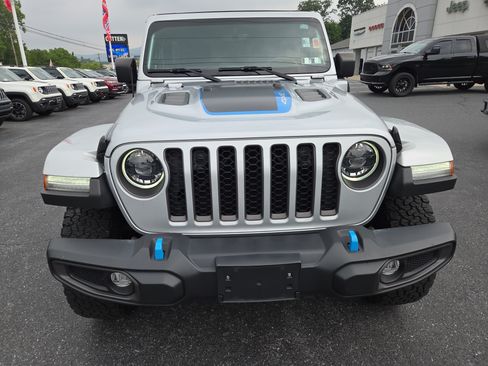 Certified 2023 Jeep Wrangler Unlimited Rubicon 4xe w/ Cold Weather Group AWD/4WD image 9