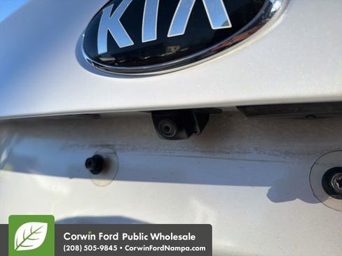 Used 2016 Kia Forte EX w/ EX Premium Package image 11