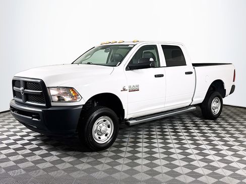 Used 2017 RAM 2500 Tradesman image 4