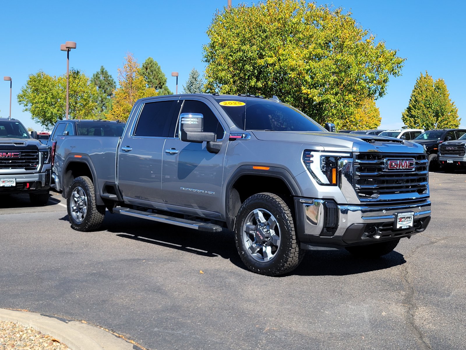 Used 2025 GMC Sierra 2500 SLT w/ SLT Premium Package AWD/4WD image 1