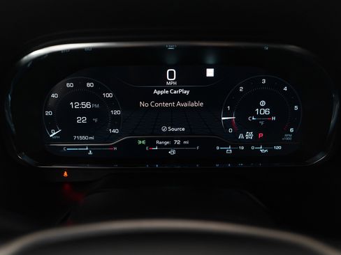 Used 2022 GMC Yukon XL SLT w/ SLT Luxury Package image 29