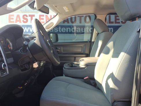Used 2014 RAM 1500 Express AWD/4WD image 9