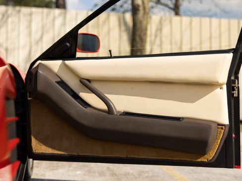 Used 1989 Ferrari Testarossa image 25
