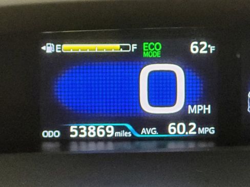 Used 2018 Toyota Prius Two image 23