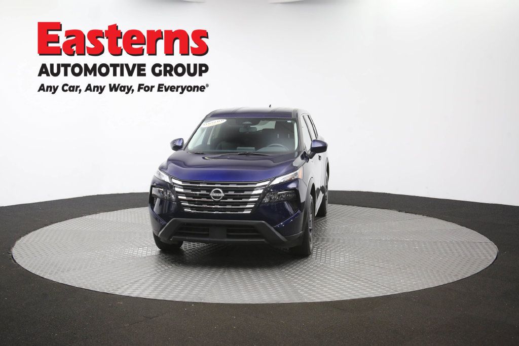 Used 2025 Nissan Rogue SV AWD/4WD image 57