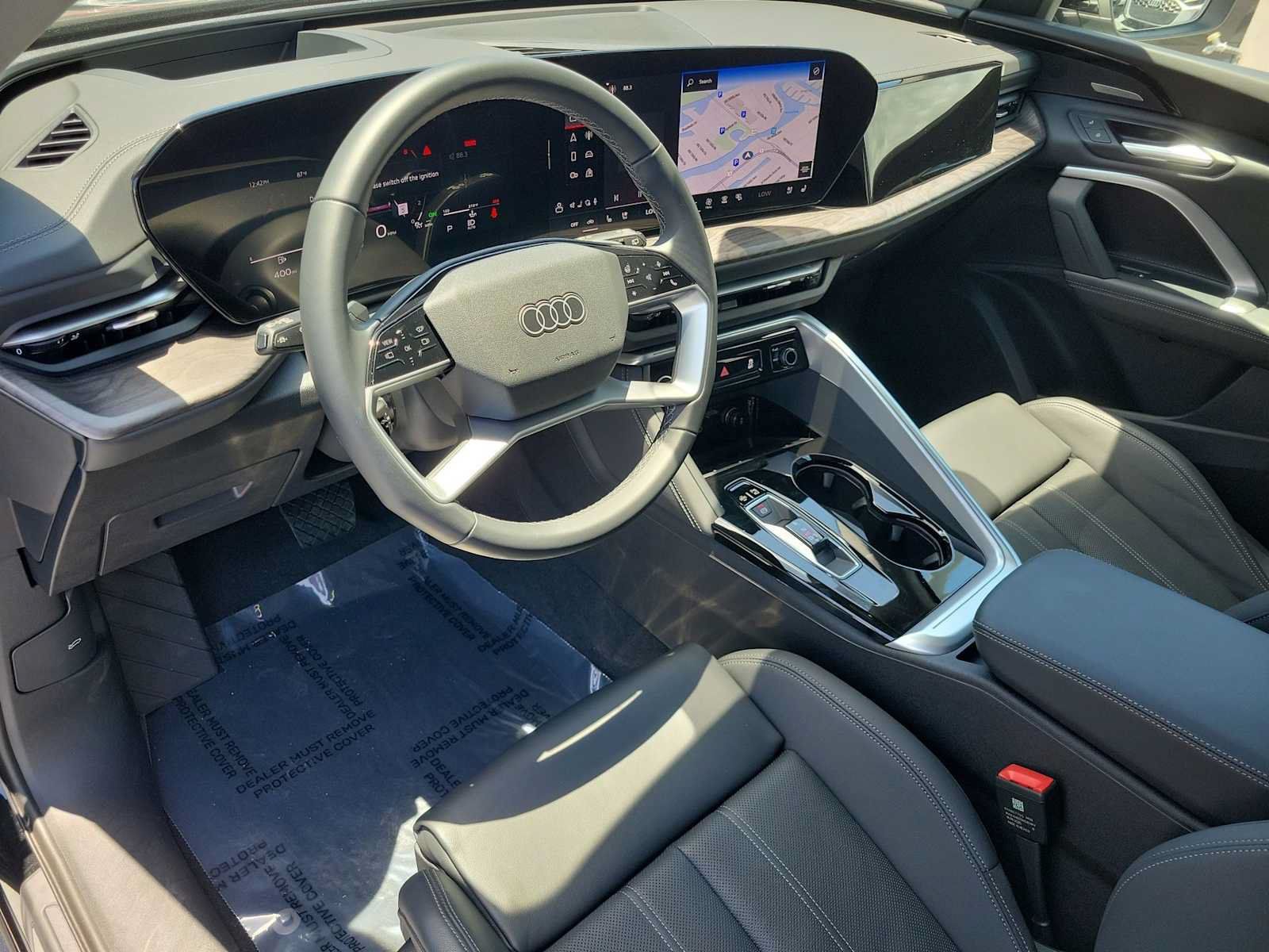 Certified 2025 Audi Q5 Premium Plus w/ Premium Plus AWD/4WD image 2