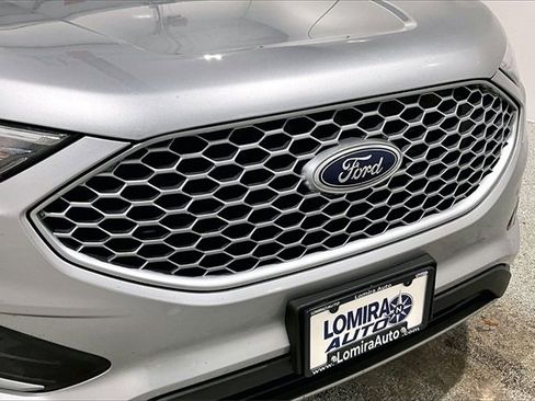 Used 2023 Ford Edge SEL image 34