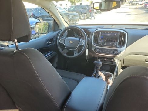 Used 2021 Chevrolet Colorado LT w/ Safety Package image 14