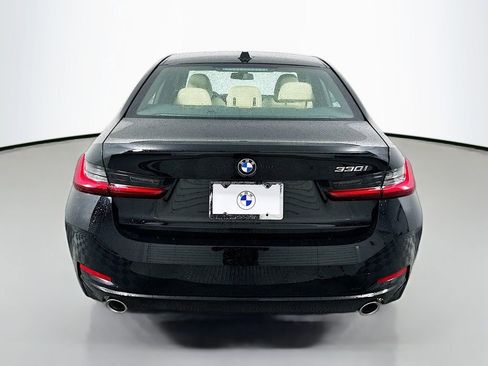 Used 2025 BMW 330i Sedan w/ Convenience Package image 6