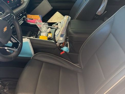 Used 2025 Chevrolet Tahoe Premier w/ Sun And Tow Package image 16