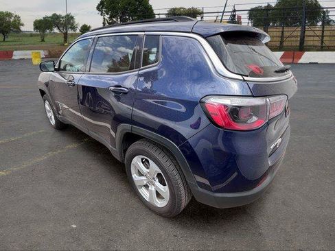 Used 2021 Jeep Compass Latitude w/ Convenience Group AWD/4WD image 4