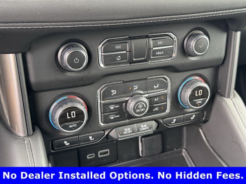 Used 2024 Chevrolet Tahoe Z71 w/ Z71 Off-Road Package AWD/4WD image 17