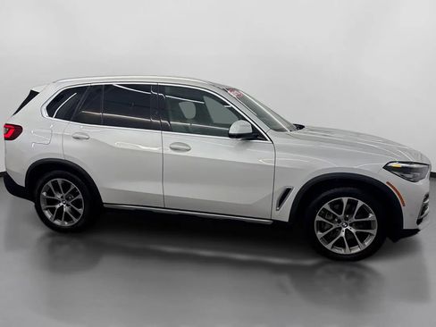 Used 2019 BMW X5 xDrive50i image 11
