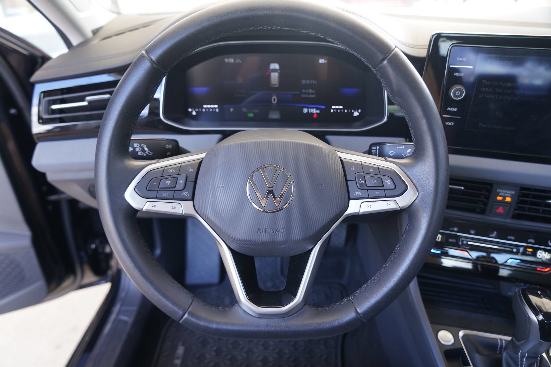 Certified 2026 Volkswagen Jetta SE FWD image 11