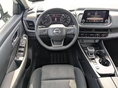 New 2026 Nissan Rogue SV w/ Cold Weather Package FWD image 26