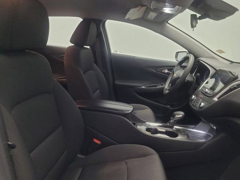 Used 2025 Chevrolet Malibu LT FWD image 21