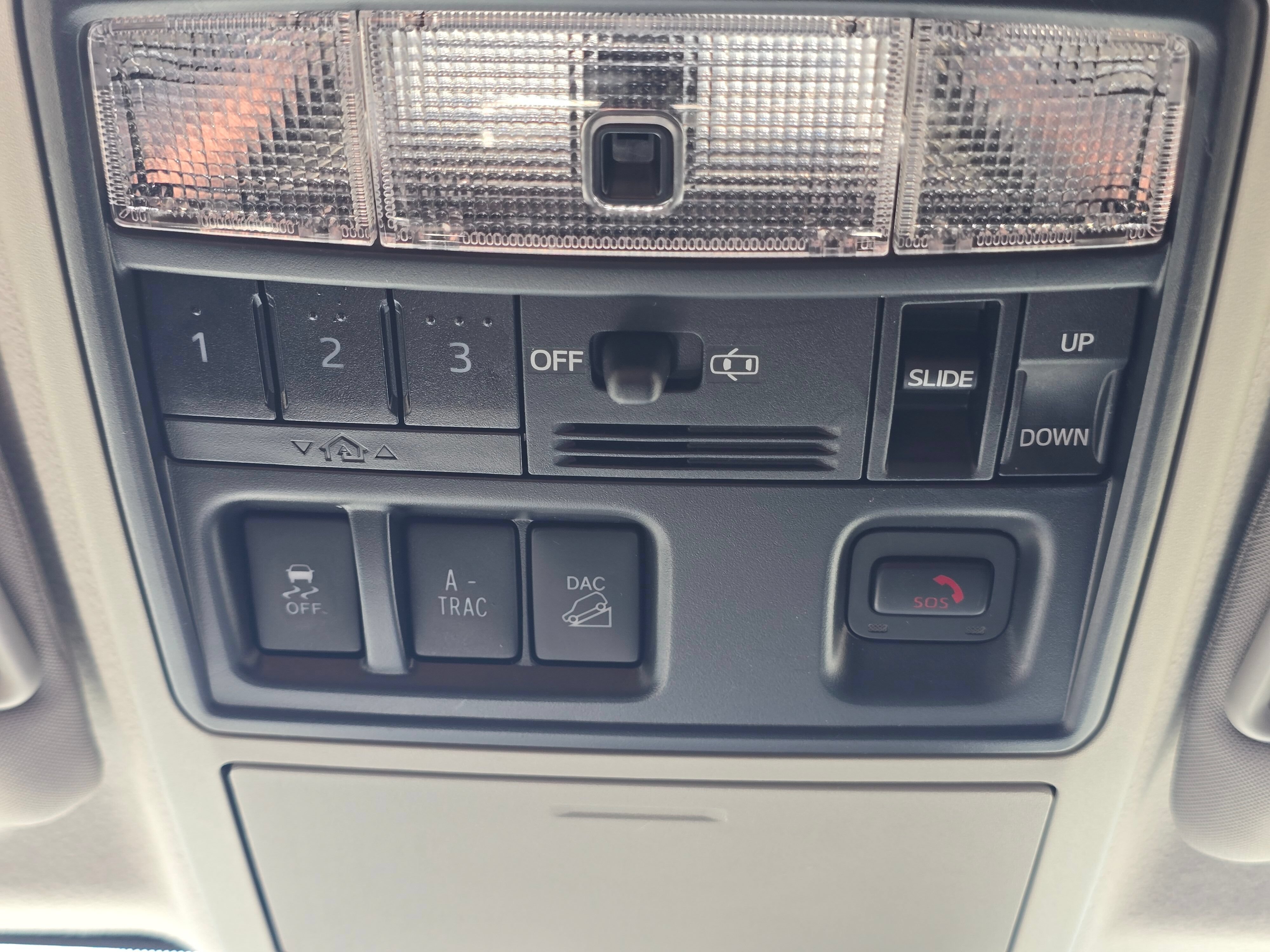 Used 2023 Toyota 4Runner Limited AWD/4WD image 30